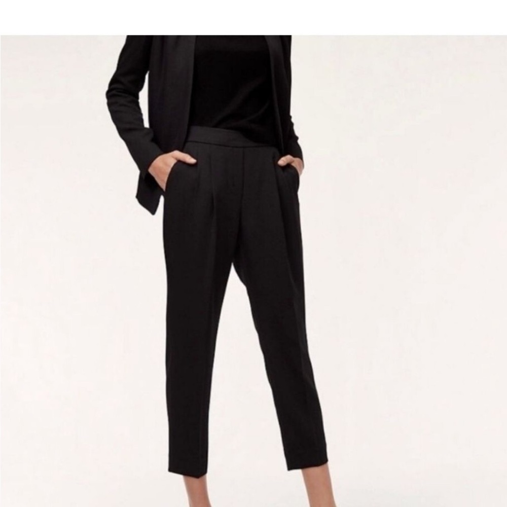 Aritzia Babaton black Cohen mid rise pull on slim fit ankle crop trouser pants
